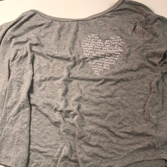 Soft & sexy AE crop top - Picture 2 of 2